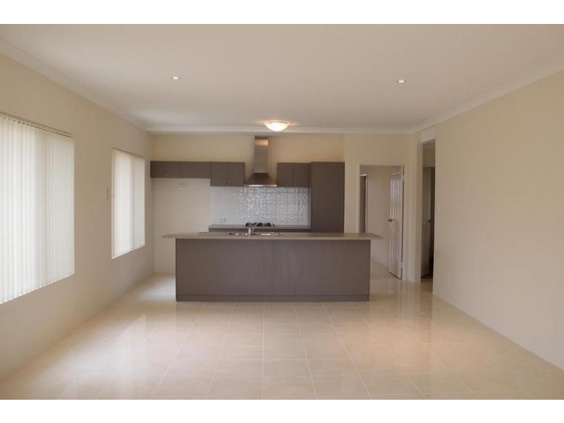 6A Spruce Terrace, Aubin Grove WA 6164