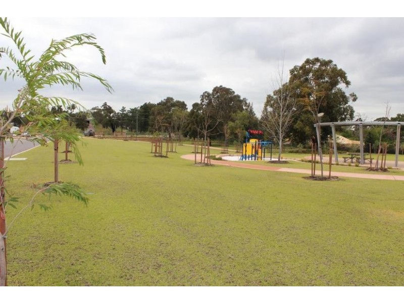 6A Spruce Terrace, Aubin Grove WA 6164