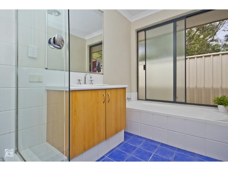 41 Carnegie Parade, Success WA 6164
