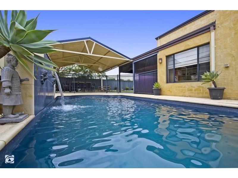 62 Carnegie Parade, Success WA 6164