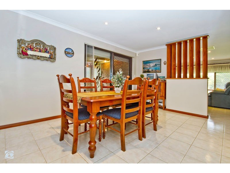 42 Magnolia Gardens, Yangebup WA 6164