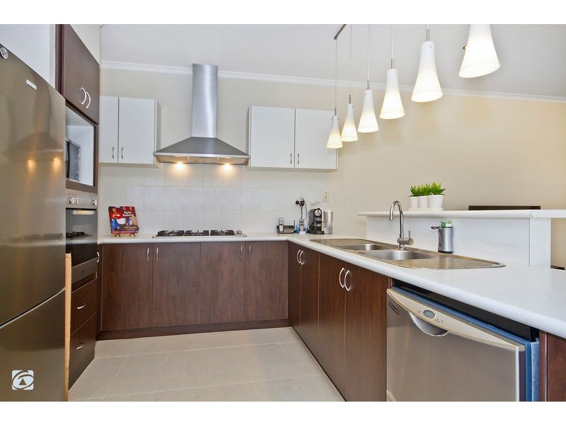 21 Tarwhine Close, South Lake WA 6164