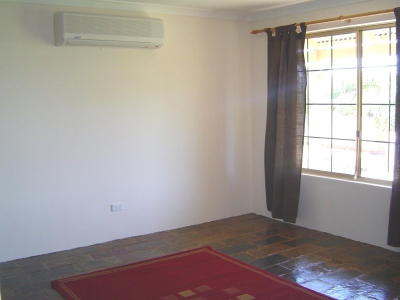 36 Williambury Drive, Yangebup WA 6164