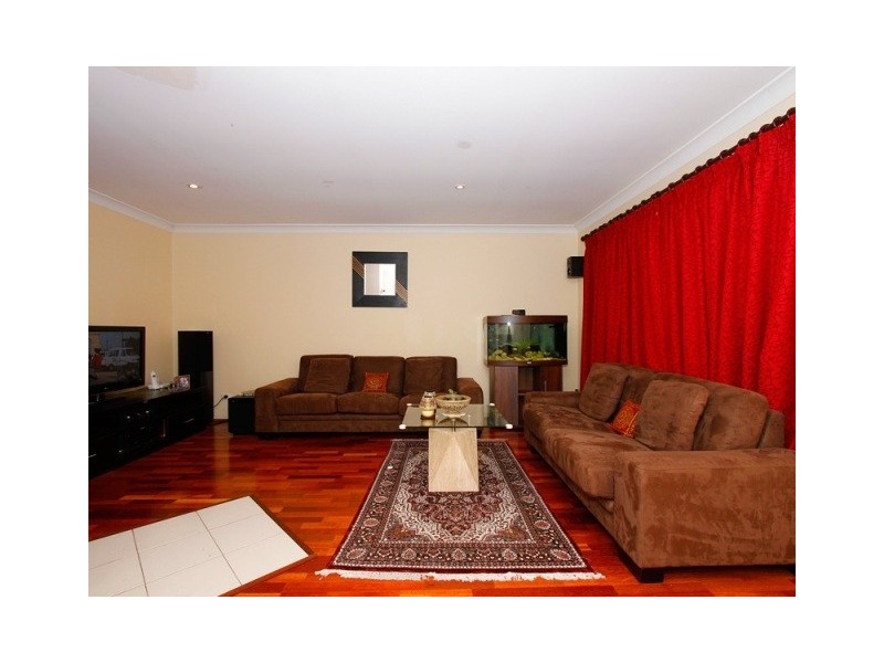 15 Dulverson Place, South Lake WA 6164