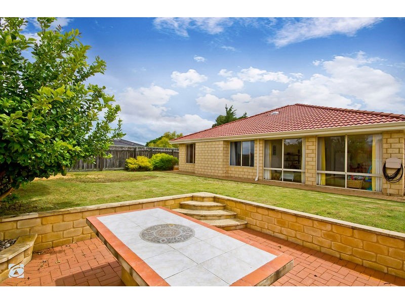 2 Paganoni View, Beeliar WA 6164