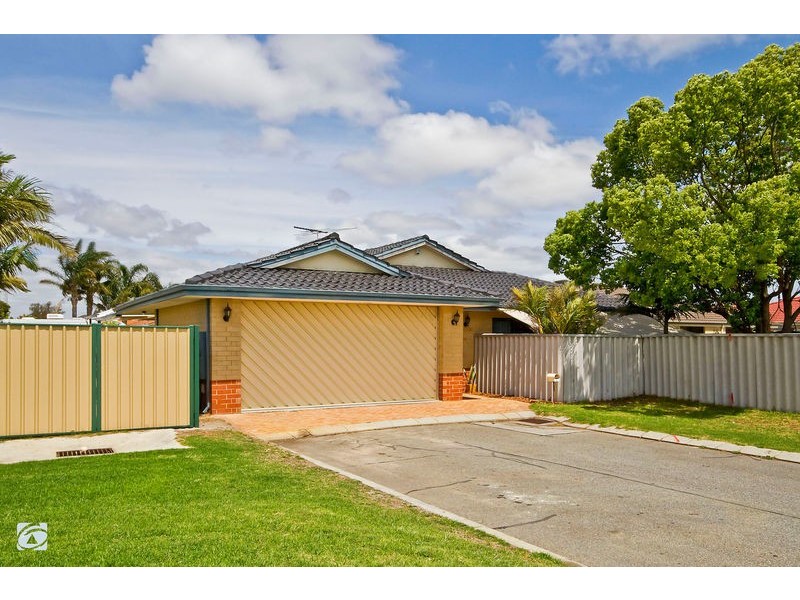 1 Pambula Court, South Lake WA 6164