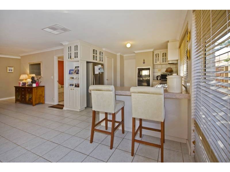 17 Riversdale Pass, Jandakot WA 6164