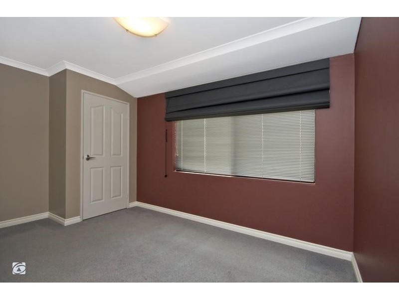 23 Marav Court, Success WA 6164