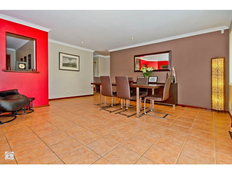 7 Hunnicutt Close, Yangebup WA 6164