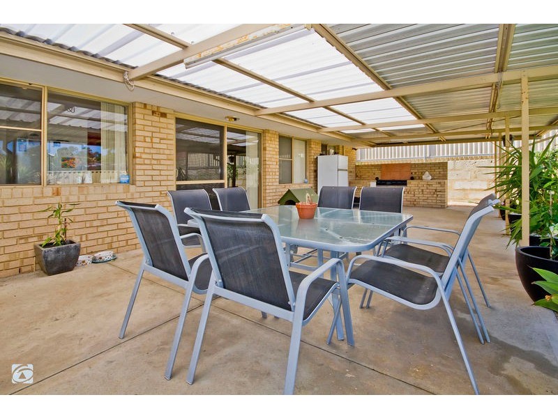 7 Hunnicutt Close, Yangebup WA 6164