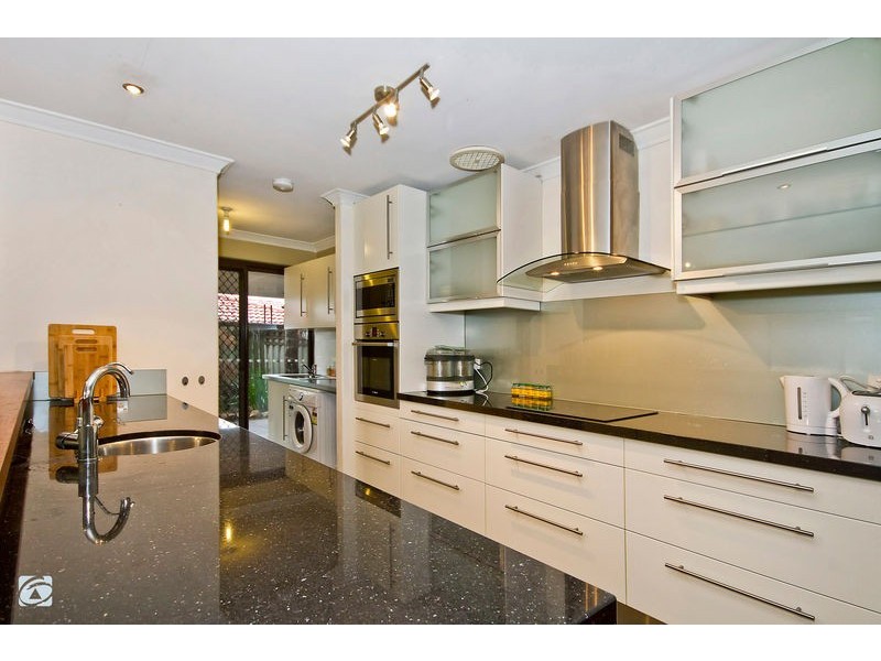 3 Foxall Place, South Lake WA 6164