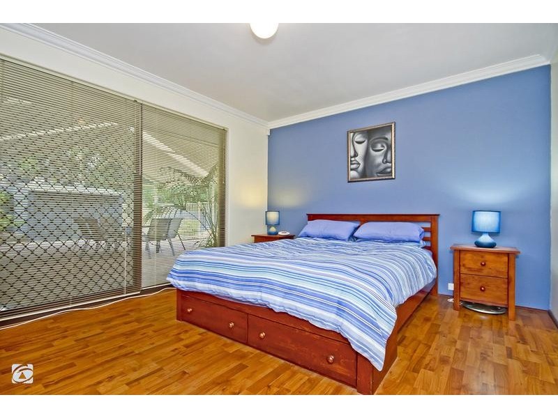 33 Plover Drive, Yangebup WA 6164