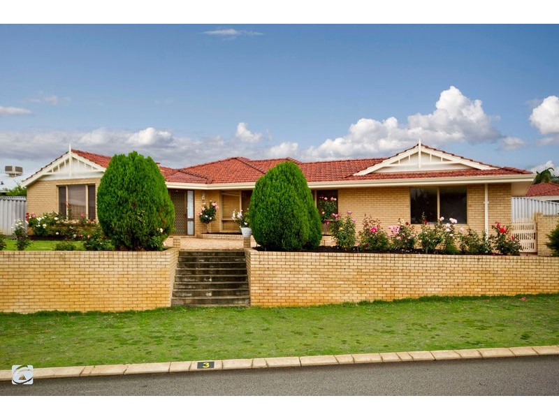 3 Bangalow Place, South Lake WA 6164
