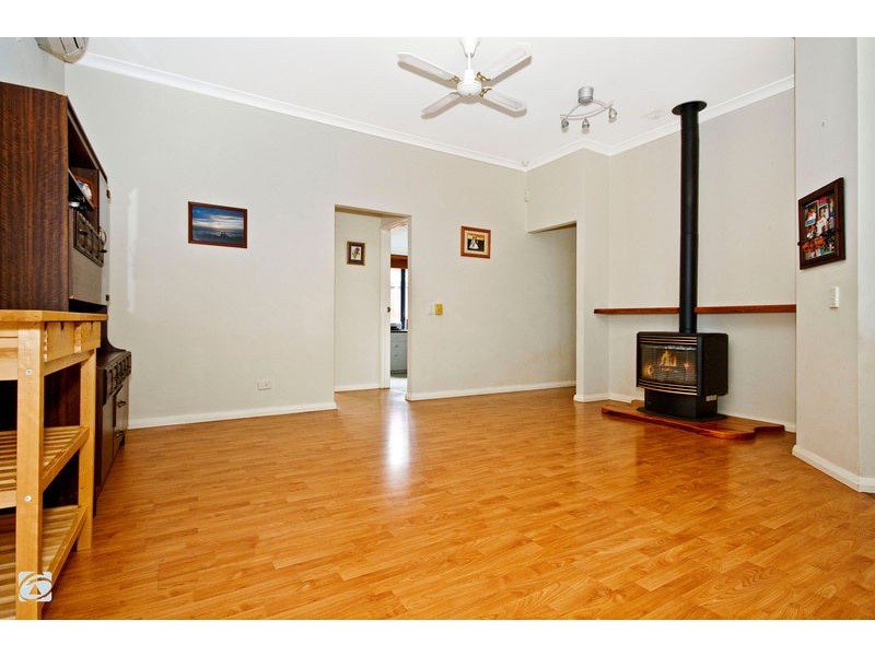5 Pomaderris Place, South Lake WA 6164