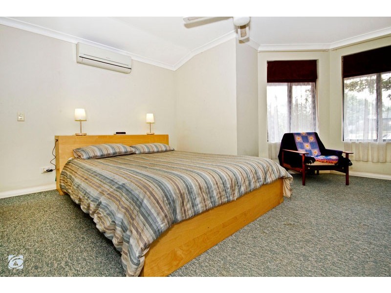 5 Pomaderris Place, South Lake WA 6164