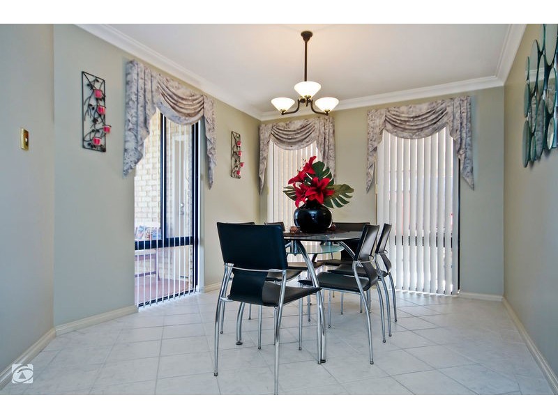 16 Carrello Circuit, Coogee WA 6166