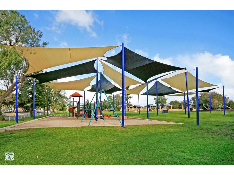 16 Carrello Circuit, Coogee WA 6166