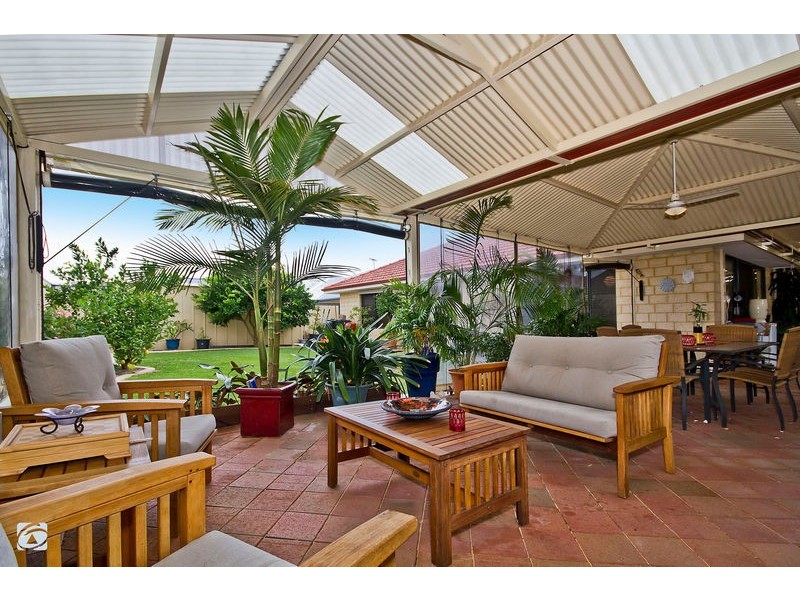 43 Macquarie Boulevard, Hammond Park WA 6164