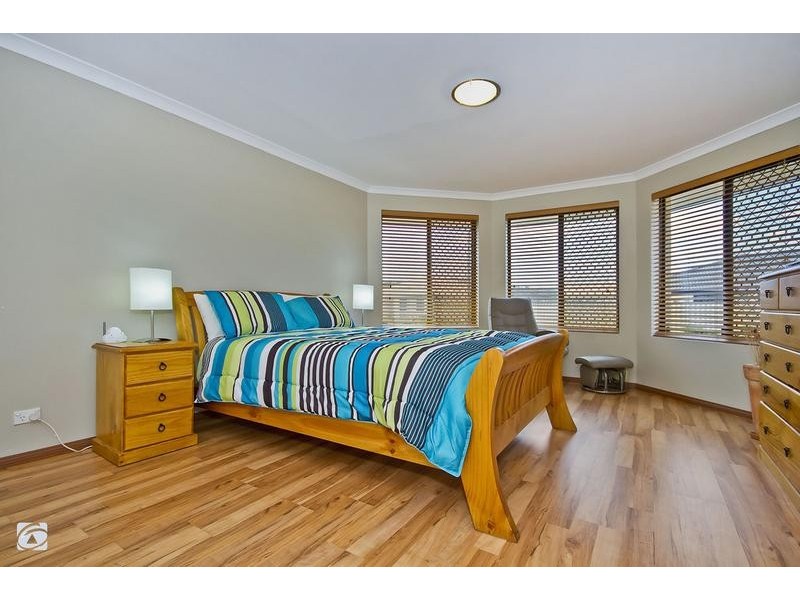 10 Yoorn Way, Bertram WA 6167