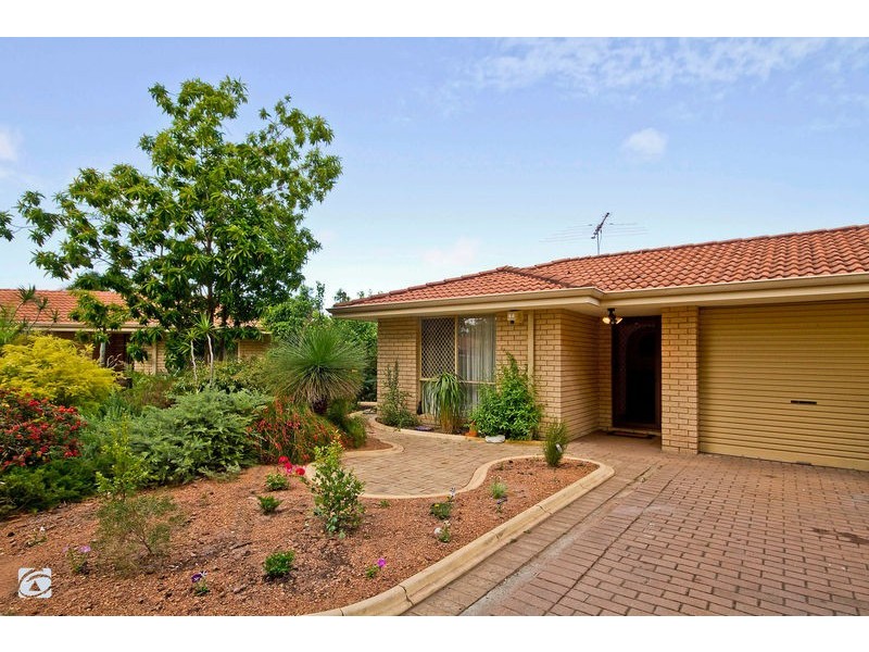 2/51 Grassbird Loop, Yangebup WA 6164