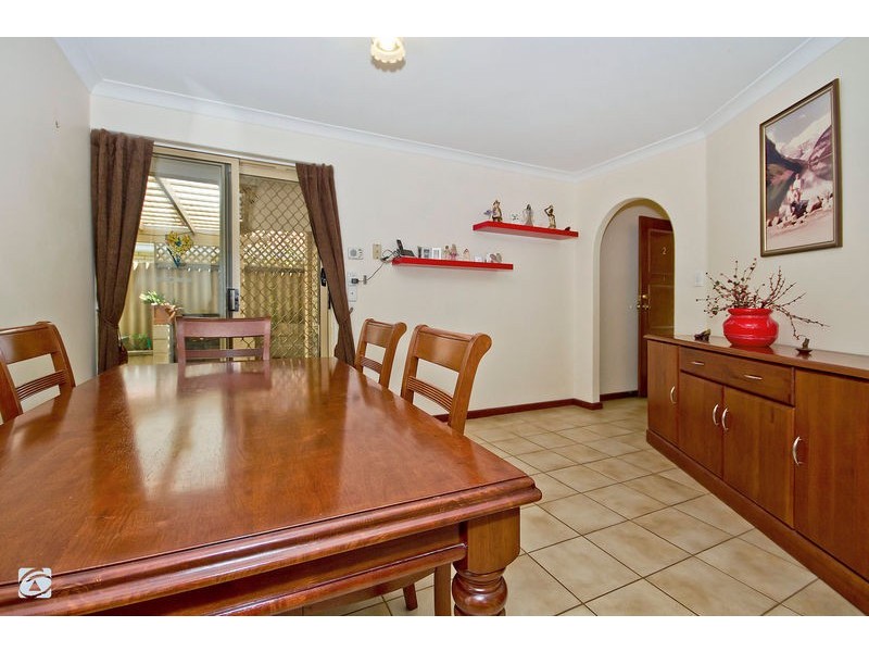 2/51 Grassbird Loop, Yangebup WA 6164