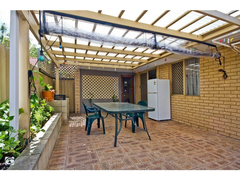 2/51 Grassbird Loop, Yangebup WA 6164