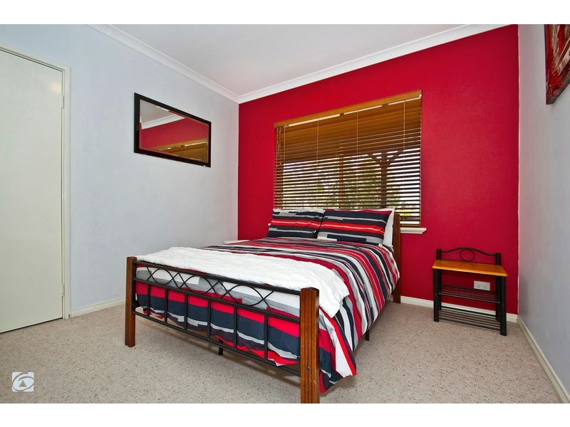 23 Mandogalup Road, Mandogalup WA 6167