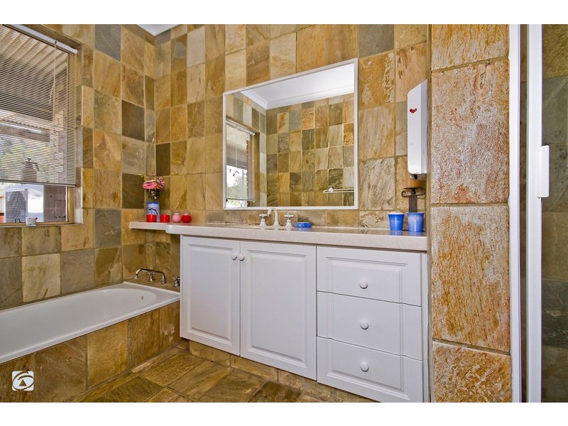 23 Mandogalup Road, Mandogalup WA 6167