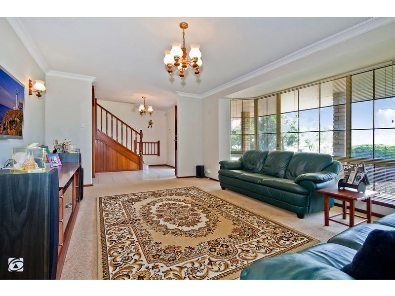 19 Orwell Court, Munster WA 6166