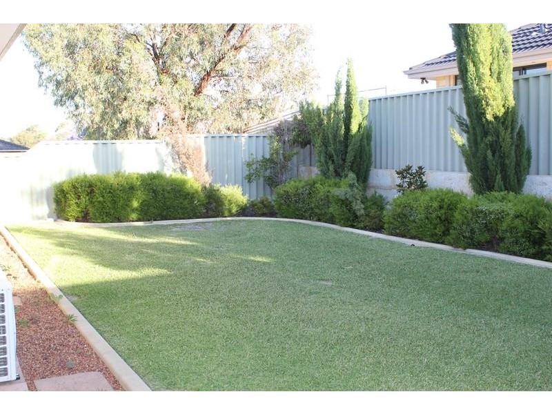 15 Nasturtium Gardens, Beeliar WA 6164