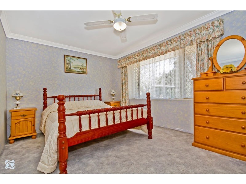 11 Sherwin Place, Wandi WA 6167