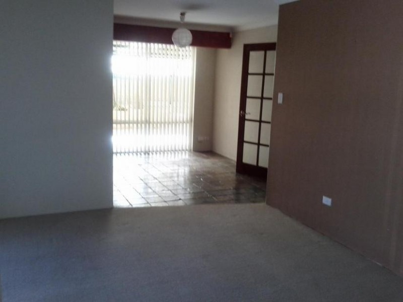 39 Conigrave Road, Yangebup WA 6164