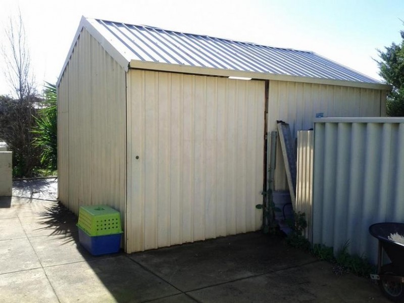 39 Conigrave Road, Yangebup WA 6164