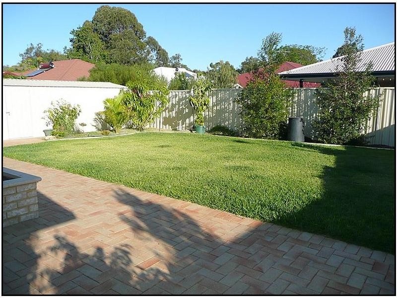 7 Boogalla Court, South Lake WA 6164