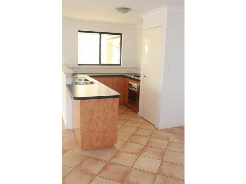 130 Challenger Avenue, Parmelia WA 6167