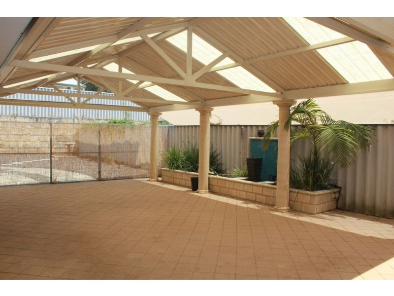 130 Challenger Avenue, Parmelia WA 6167