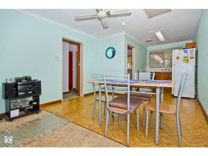 81B Doolette Street, Spearwood WA 6163