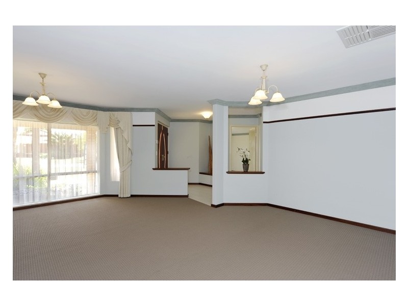 17 Keel Cove, Waikiki WA 6169