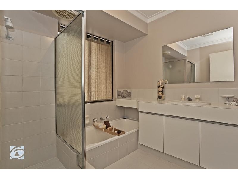 107 Osprey Drive, Yangebup WA 6164