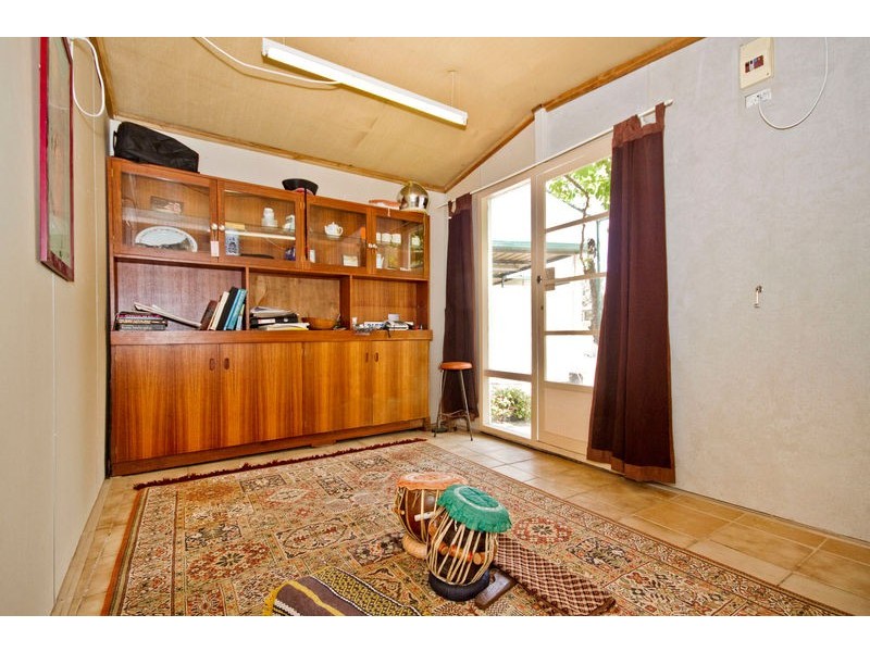 32 & 32A Hargreaves Road, Coolbellup WA 6163