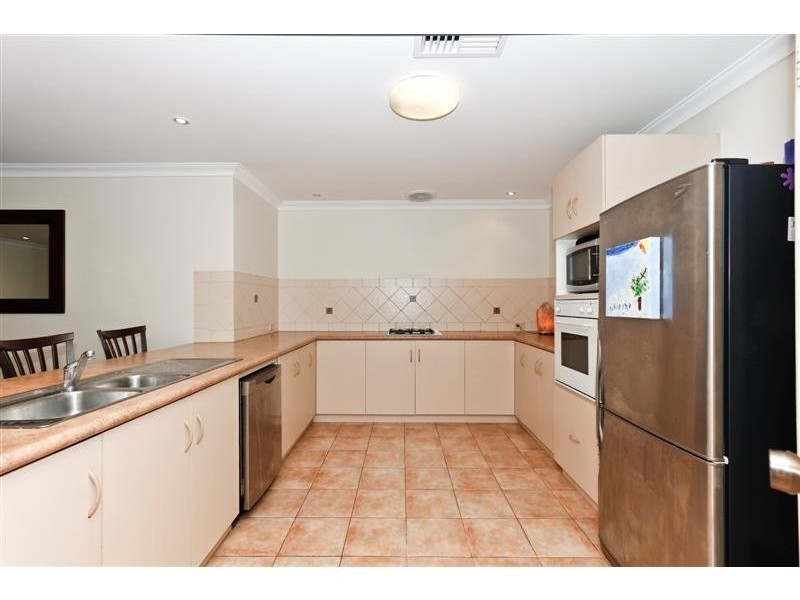 10 Ivankovich Avenue, Beeliar WA 6164