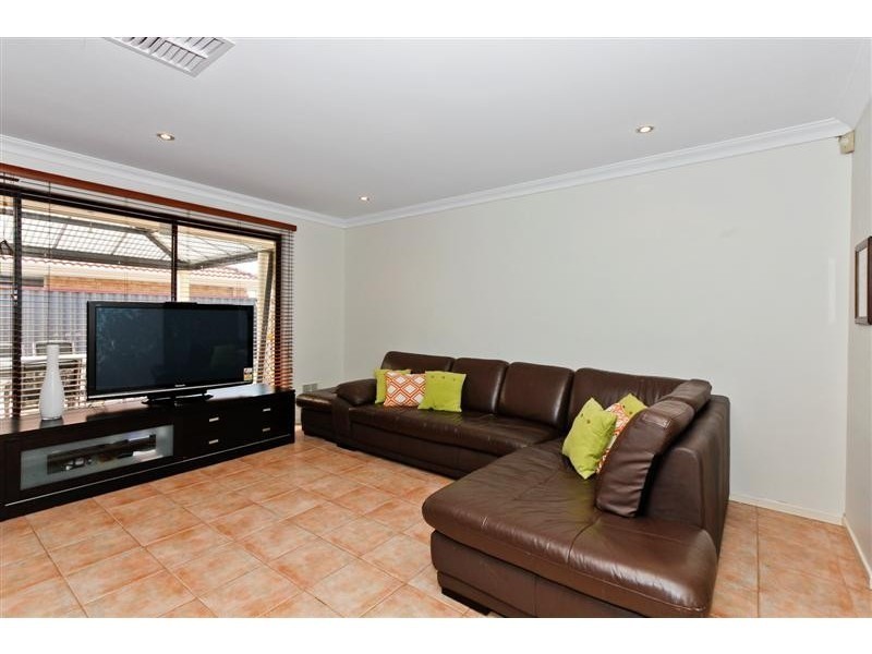 10 Ivankovich Avenue, Beeliar WA 6164