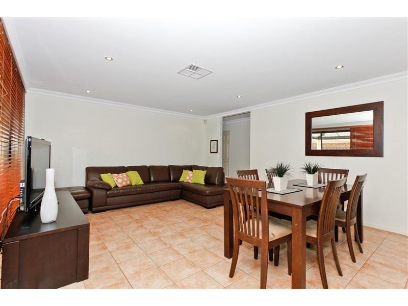 10 Ivankovich Avenue, Beeliar WA 6164