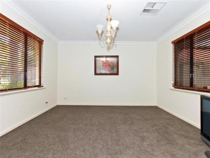 10 Ivankovich Avenue, Beeliar WA 6164