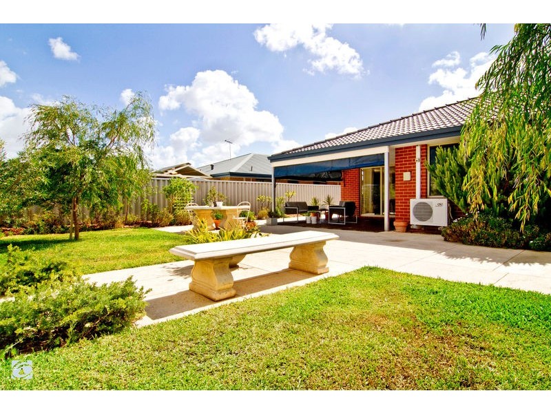 9 Dorrigo Way, South Lake WA 6164