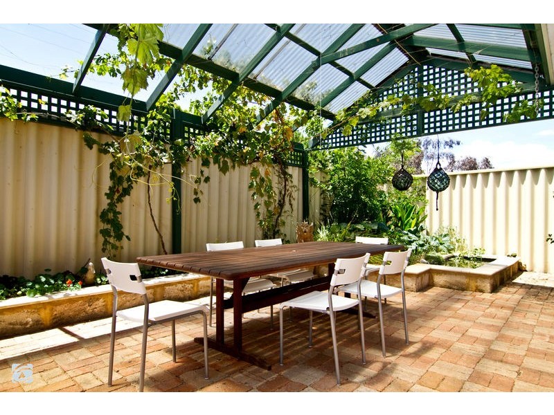 5 Palma Place, Coogee WA 6166