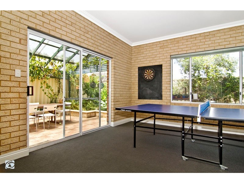 5 Palma Place, Coogee WA 6166