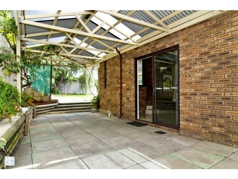 4 Bomaria Close, South Lake WA 6164