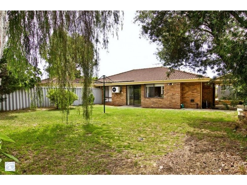 4 Bomaria Close, South Lake WA 6164