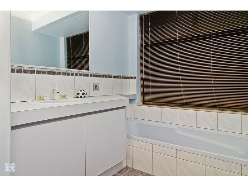 51 Mayor Road, Munster WA 6166